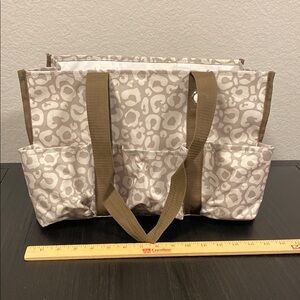Thirty-one, 31 utility tote bag. GUC. Tan,brown,cream. See pics.